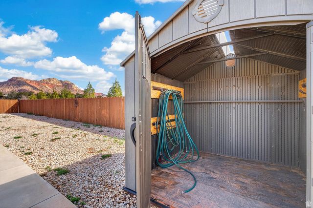 1363 N ROME WAY, Apple Valley, UT 84737