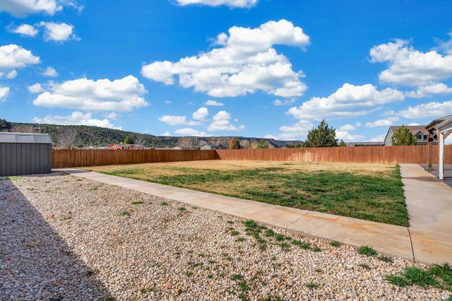 1363 N ROME WAY, Apple Valley, UT 84737
