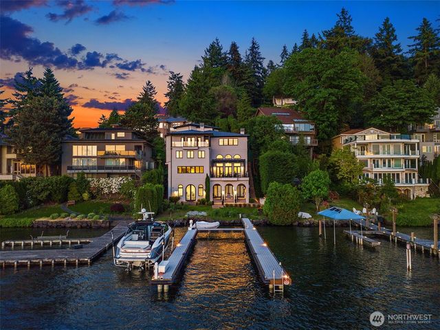 9205 SE Shoreland Drive, Bellevue, WA 98004