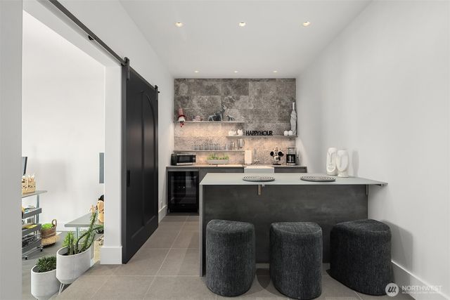 9205 SE Shoreland Drive, Bellevue, WA 98004