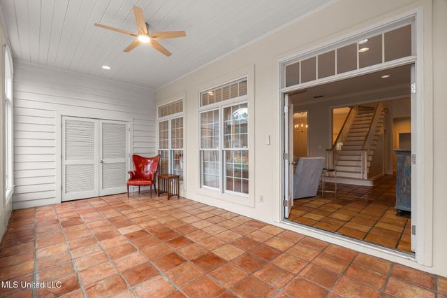 9 N Heron Cove, Hattiesburg, MS 39402