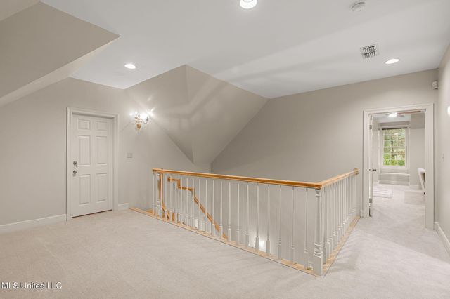 9 N Heron Cove, Hattiesburg, MS 39402