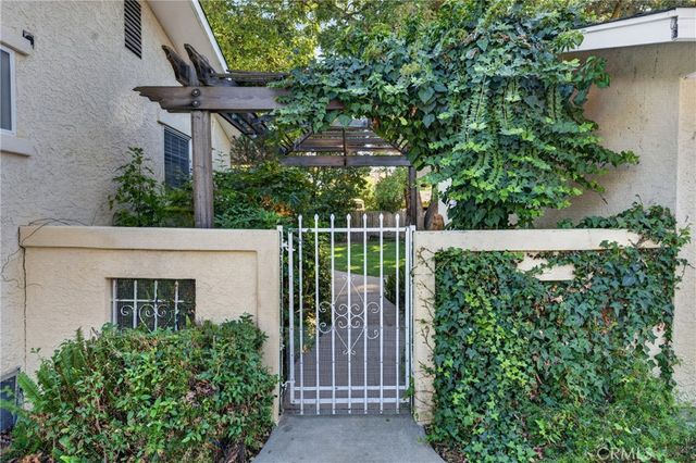 2982 Alder Way, West Sacramento, CA 95691