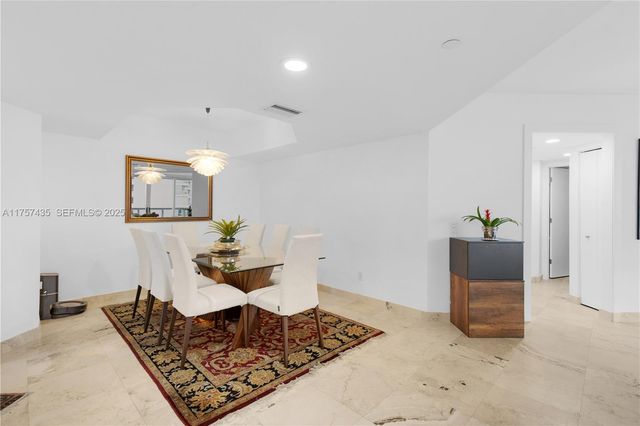 21055 Yacht Club Drive 902, Aventura, FL 33180