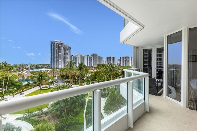 21055 Yacht Club Drive 902, Aventura, FL 33180