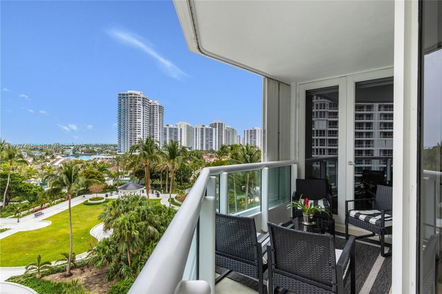 21055 Yacht Club Drive 902, Aventura, FL 33180