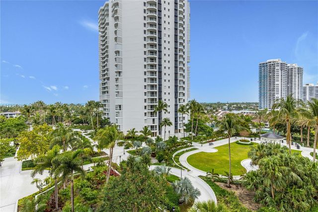 21055 Yacht Club Drive 902, Aventura, FL 33180