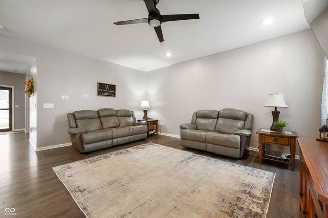 224 Waterford Lane, Pendleton, IN 46064