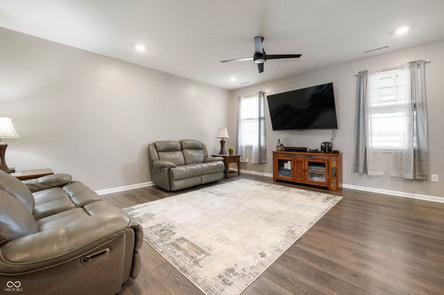 224 Waterford Lane, Pendleton, IN 46064