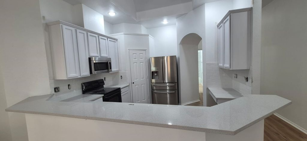 4976 Sunset Ridge Drive, Fort Worth, TX 76123