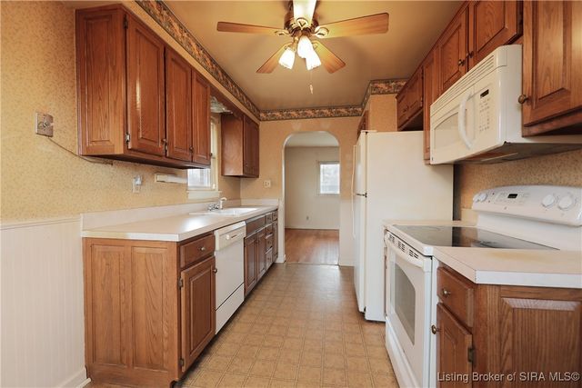 1008 Springdale Drive, Jeffersonville, IN 47130