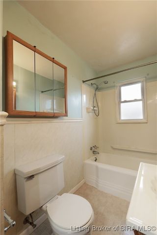 1008 Springdale Drive, Jeffersonville, IN 47130