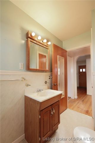 1008 Springdale Drive, Jeffersonville, IN 47130