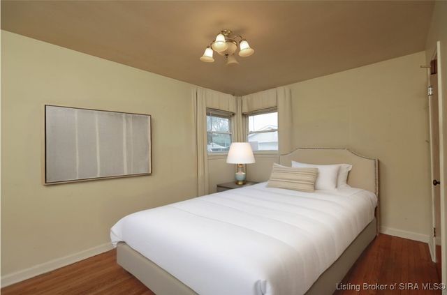 1008 Springdale Drive, Jeffersonville, IN 47130