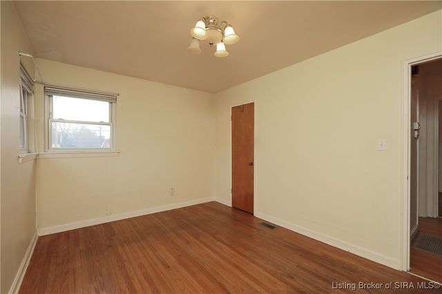 1008 Springdale Drive, Jeffersonville, IN 47130