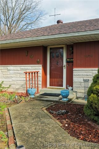 1008 Springdale Drive, Jeffersonville, IN 47130