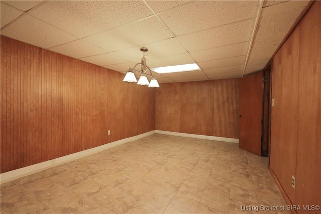 1008 Springdale Drive, Jeffersonville, IN 47130