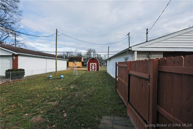 1008 Springdale Drive, Jeffersonville, IN 47130