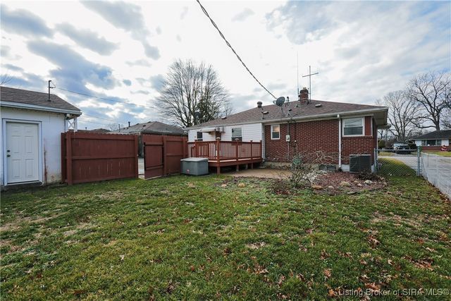 1008 Springdale Drive, Jeffersonville, IN 47130