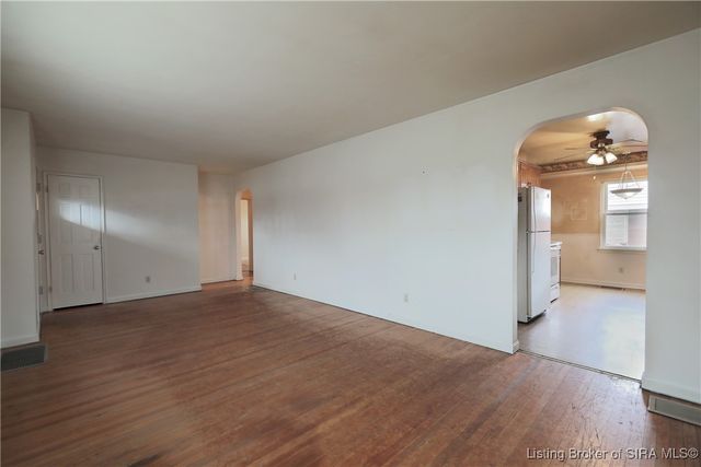 1008 Springdale Drive, Jeffersonville, IN 47130