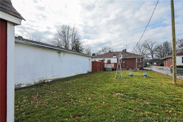 1008 Springdale Drive, Jeffersonville, IN 47130