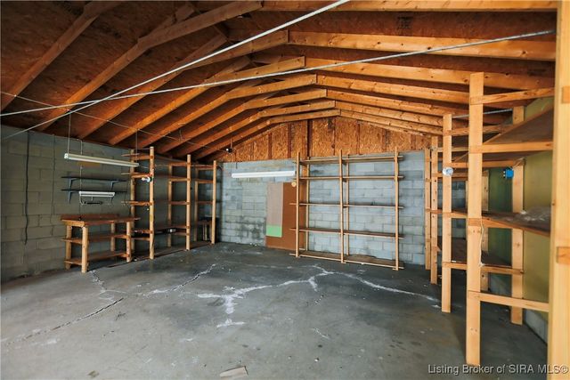 1008 Springdale Drive, Jeffersonville, IN 47130