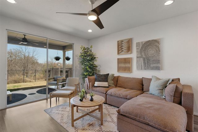 433 Gaida LOOP, Georgetown, TX 78628