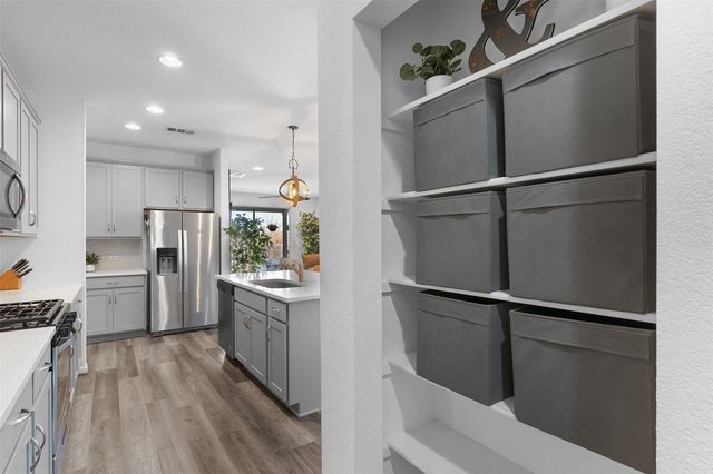 433 Gaida LOOP, Georgetown, TX 78628