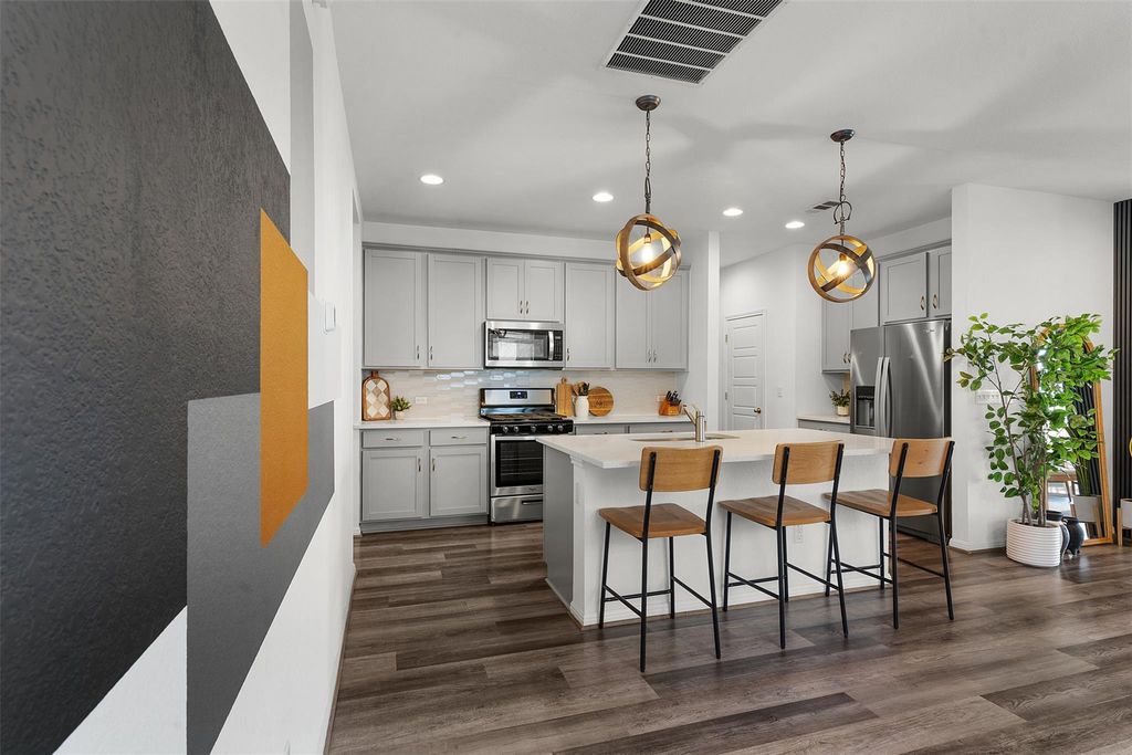 433 Gaida LOOP, Georgetown, TX 78628