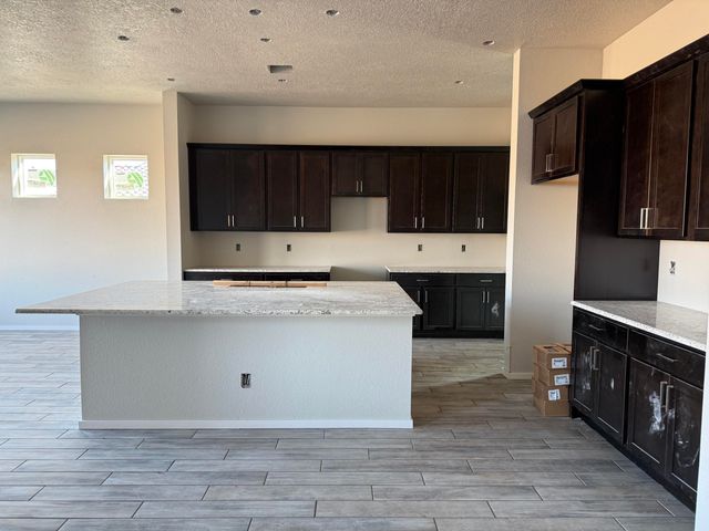 6621 Icarian Road NE, Rio Rancho, NM 87144