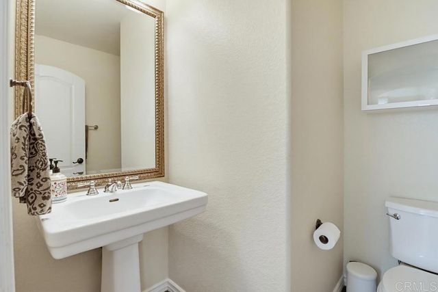 810 Scenic Terrace Pl, Chula Vista, CA 91914