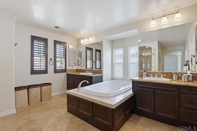 810 Scenic Terrace Pl, Chula Vista, CA 91914