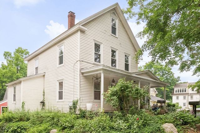 62 Glendale St, Maynard, MA 01754