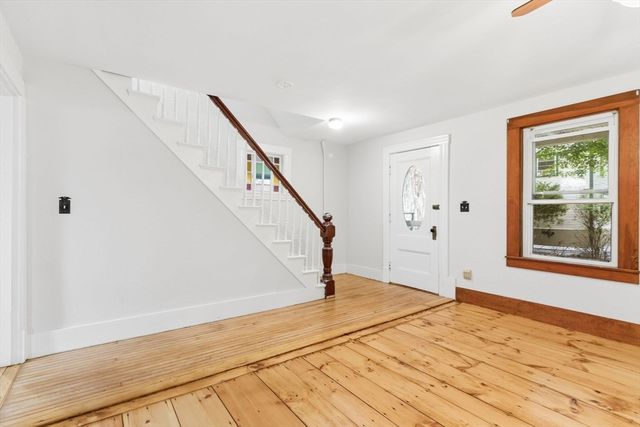 62 Glendale St, Maynard, MA 01754