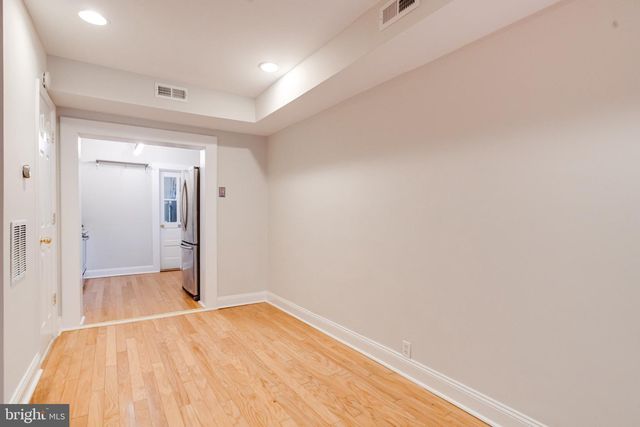 933 S BELNORD AVE, Baltimore, MD 21224