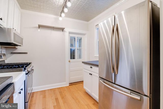 933 S BELNORD AVE, Baltimore, MD 21224