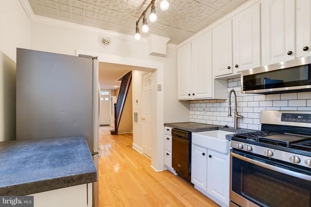 933 S BELNORD AVE, Baltimore, MD 21224