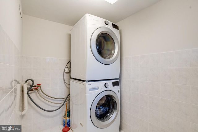 933 S BELNORD AVE, Baltimore, MD 21224