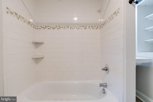 933 S BELNORD AVE, Baltimore, MD 21224