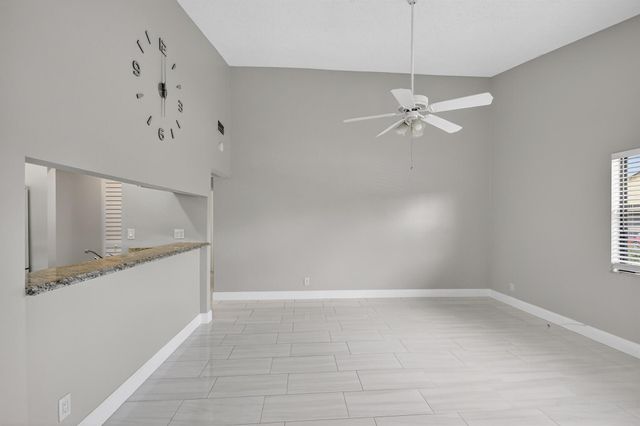 484 Springdale Circle 48d, Palm Springs, FL 33461