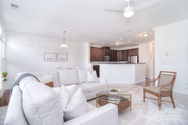 6134 Rockefeller Lane, Charlotte, NC 28210