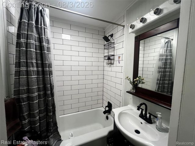 2606 Stone Street, Port Huron, MI 48060