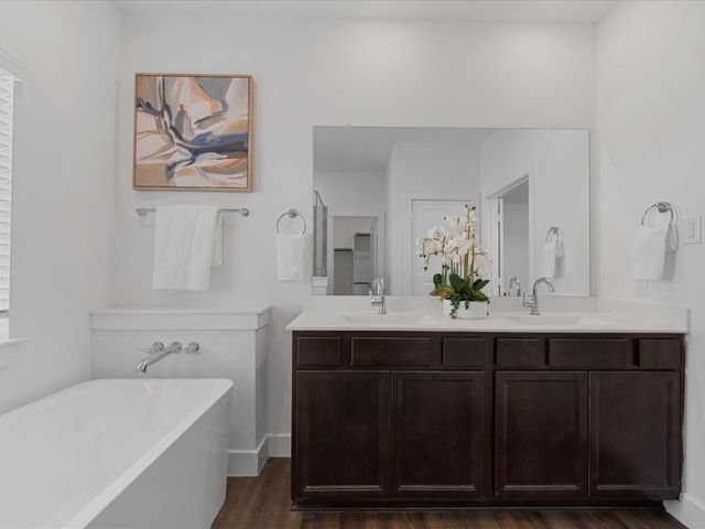 12340 N Chestnut Hills Drive, Conroe, TX 77303