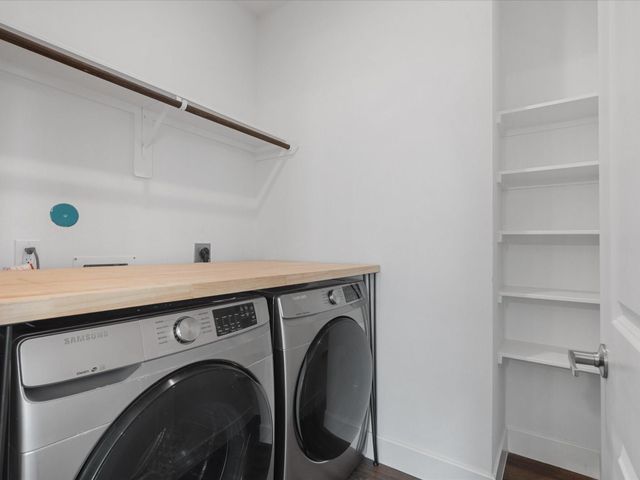 12340 N Chestnut Hills Drive, Conroe, TX 77303