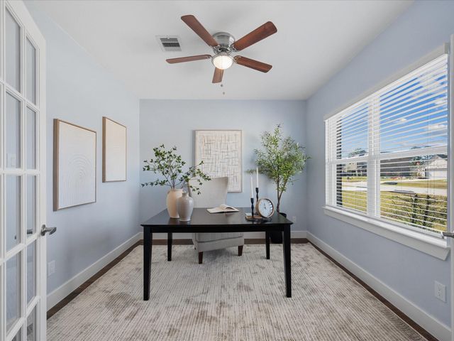 12340 N Chestnut Hills Drive, Conroe, TX 77303