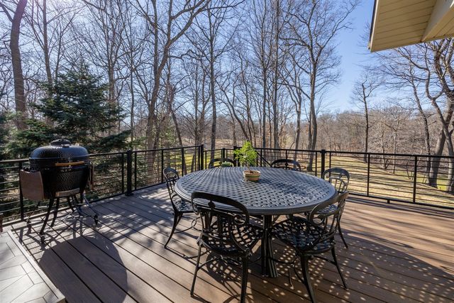 4209 N Oak Pointe, Grand Rapids, MI 49525