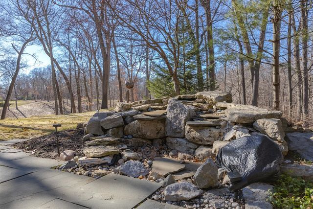 4209 N Oak Pointe, Grand Rapids, MI 49525