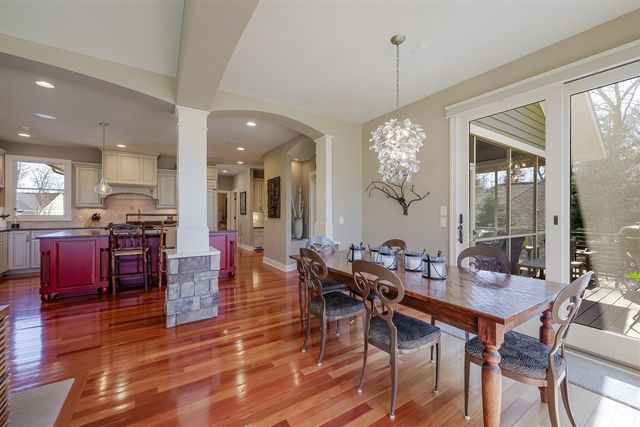 4209 N Oak Pointe, Grand Rapids, MI 49525