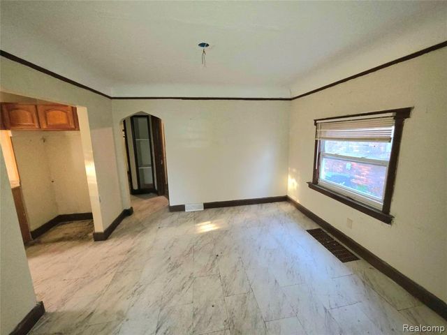 11461 Sanford Street, Detroit, MI 48205