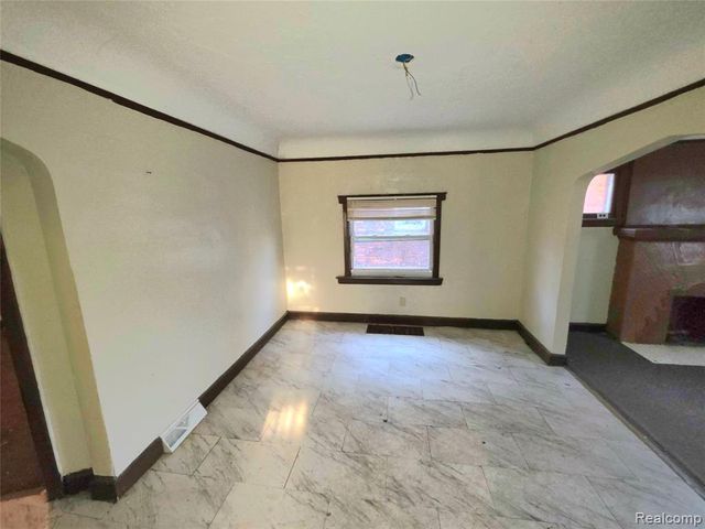 11461 Sanford Street, Detroit, MI 48205